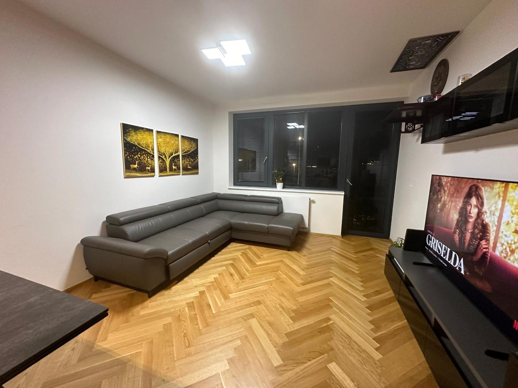 Smichov City Apartments — Photos 2
